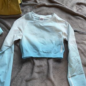 gymshark long sleeve crop top